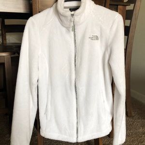 White fur north face jacket